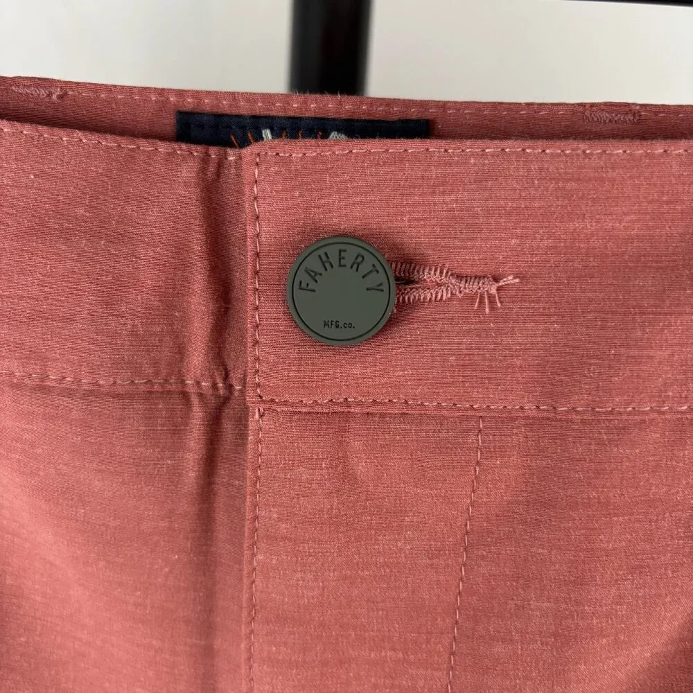 NWT Faherty Brand All Day Shorts Men's Size 40 Inseam 9 Rose Red (Pink)